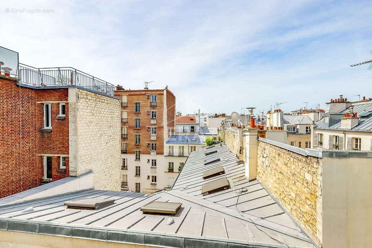 Appartement à PARIS-17E