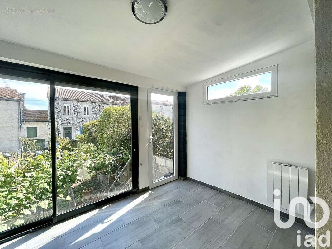 Photo 2 - Maison à VILLARDONNEL