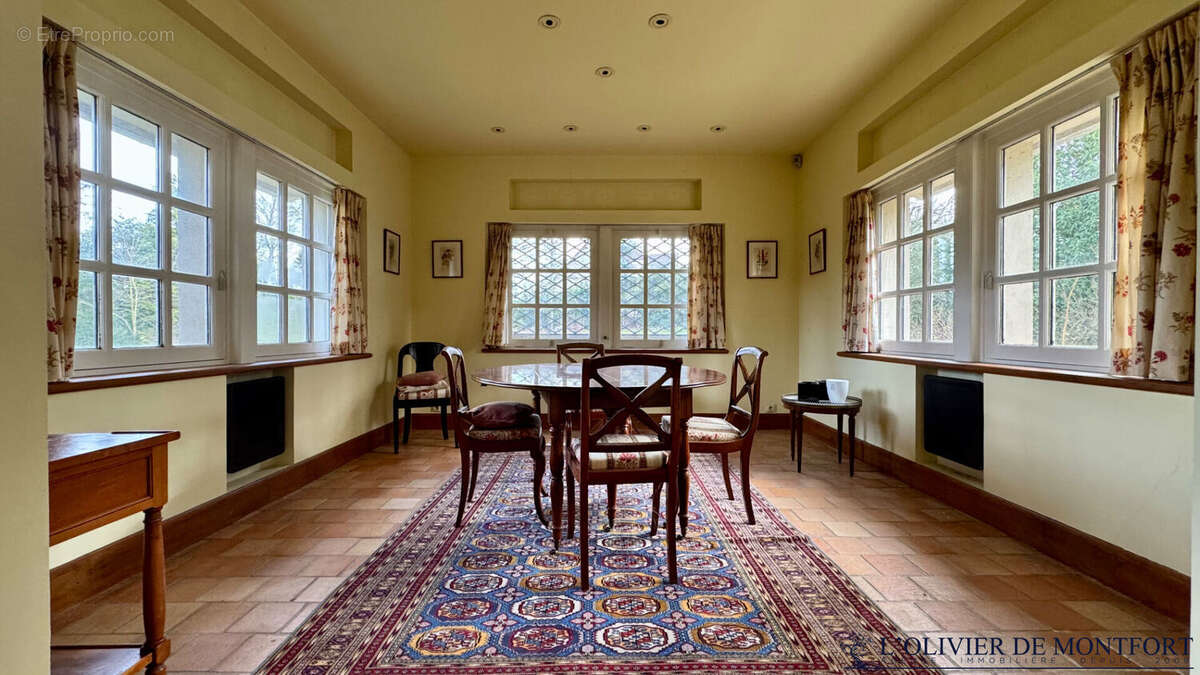 Maison à MONTFORT-L'AMAURY