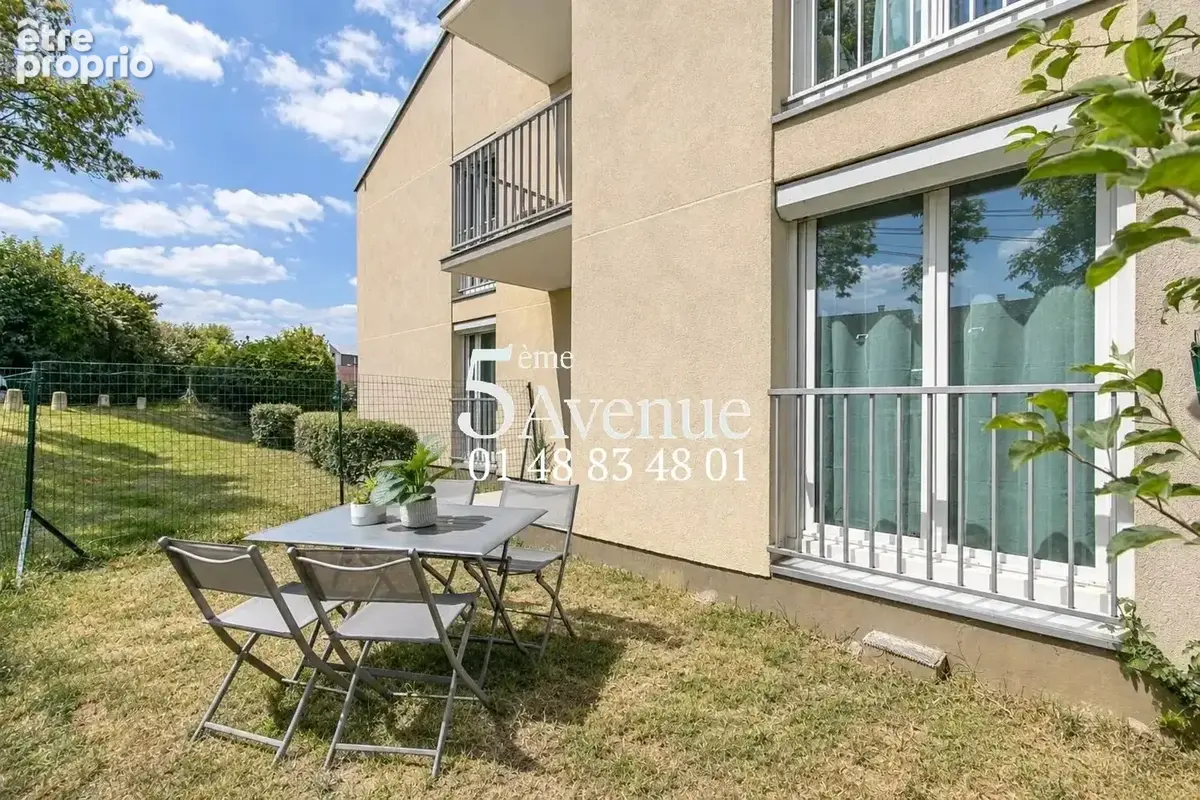 Appartement 3 pièces de 72 m² – Entièrement rénové avec box privatif - photo 12