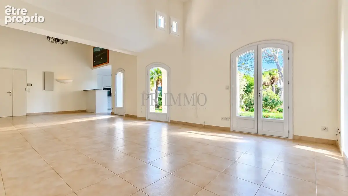 Valescure   villa au sein d’un domaine sécurisé avec piscine - photo 8