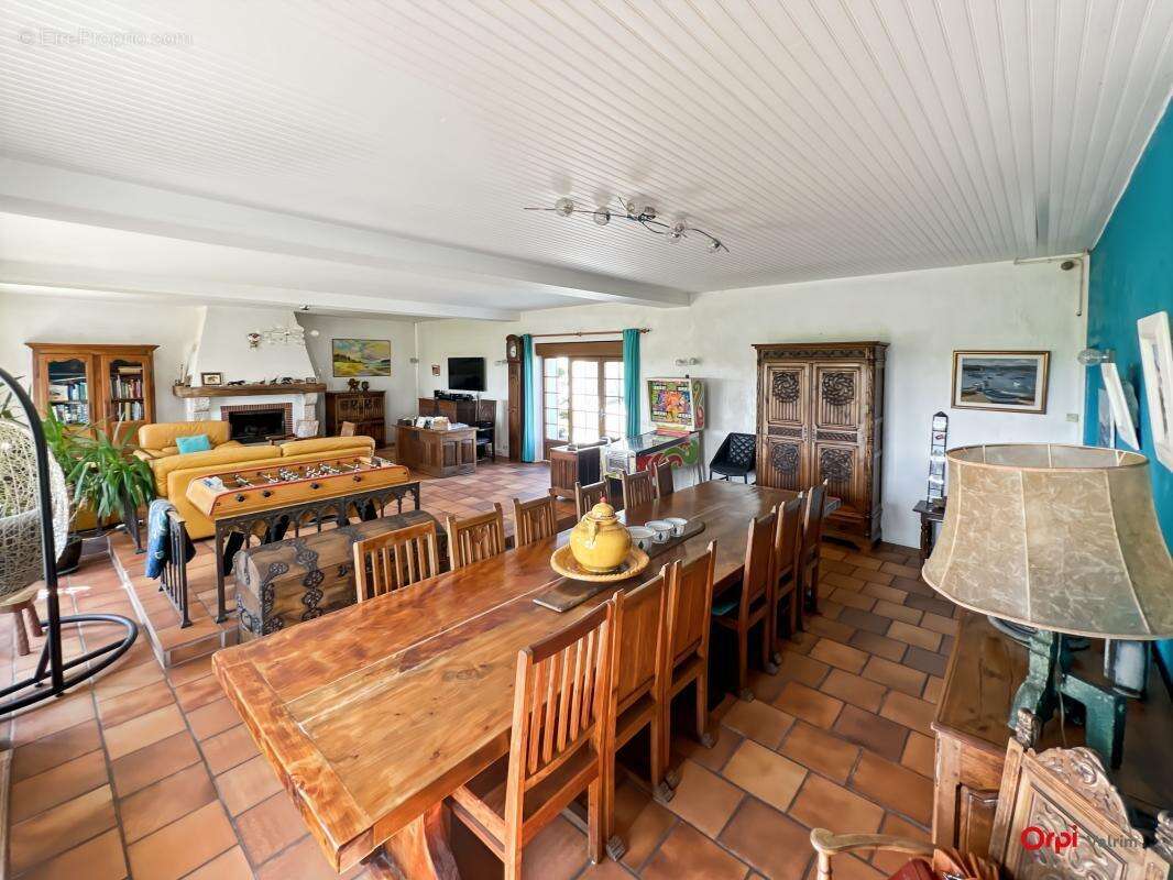 Maison à JOSNES