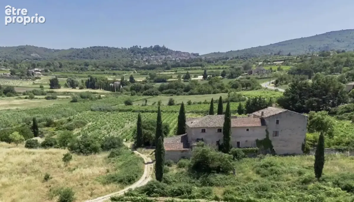 Maison 1000 m² à Bonnieux  - photo 2