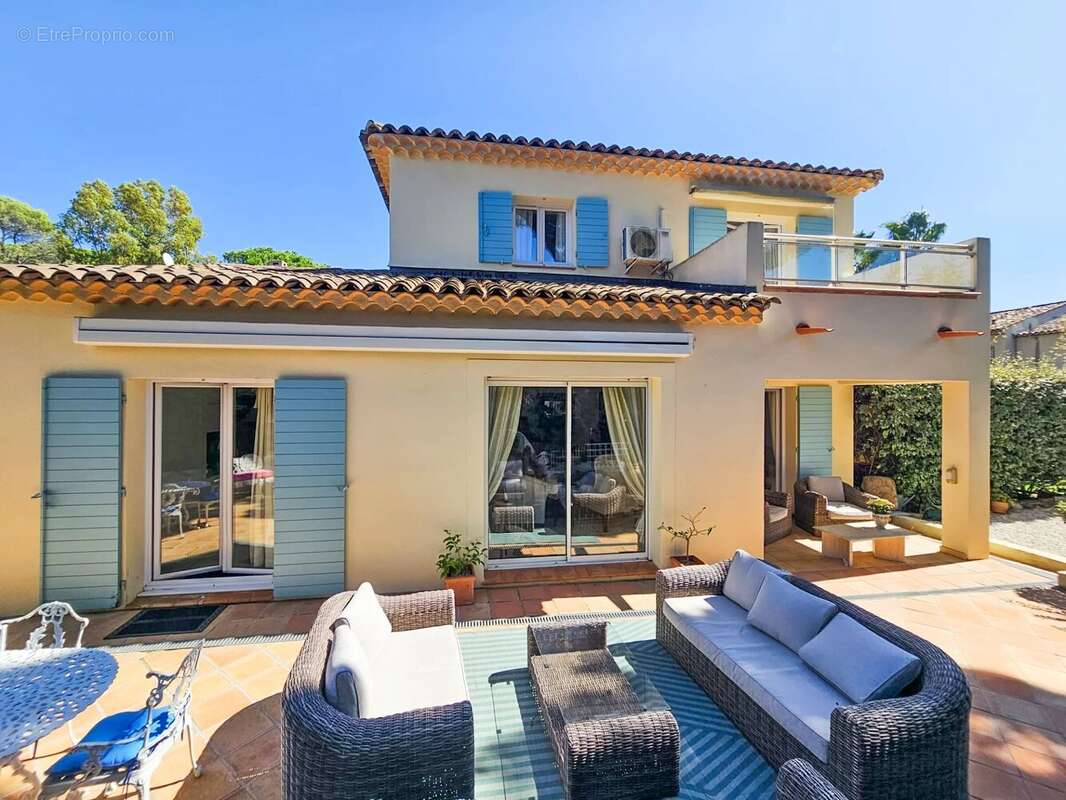 Maison à SAINT-RAPHAEL