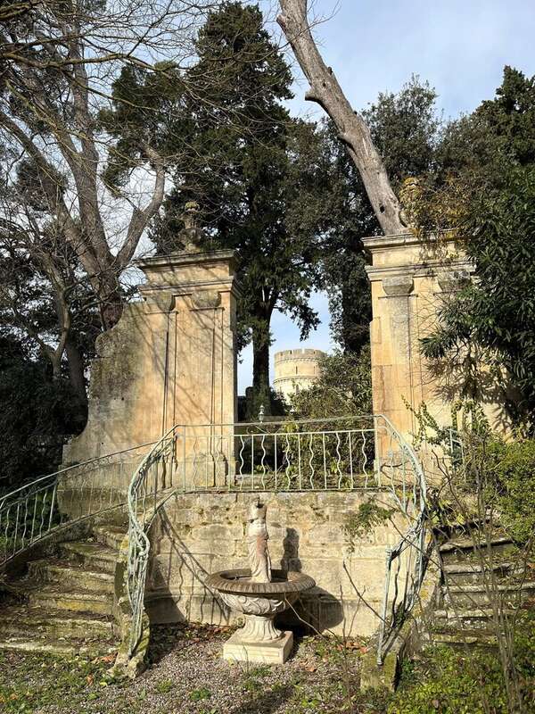 Maison à FONTVIEILLE