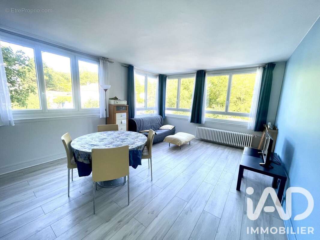 Photo 2 - Appartement à FONTENAY-SOUS-BOIS