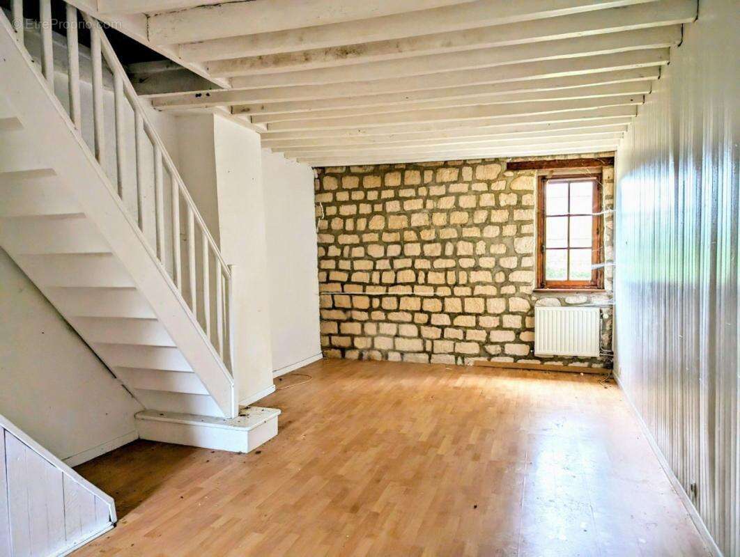 Maison à AUVERS-SUR-OISE