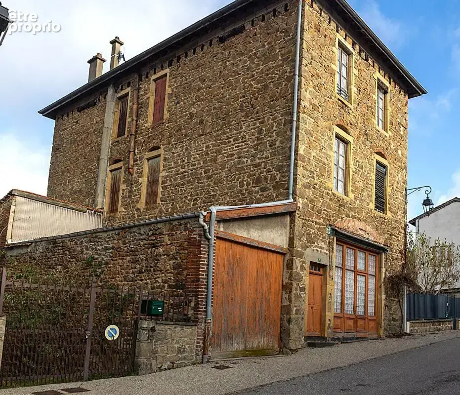 Immeuble de Caractère en Pierre 300 m² ? Idéal Grande Famille ou Gîte - photo 2