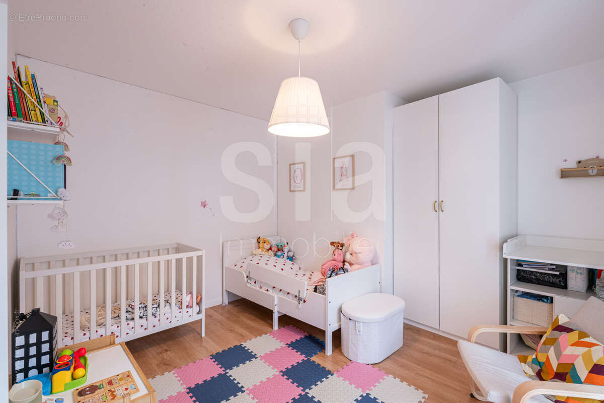 Appartement à LES LILAS