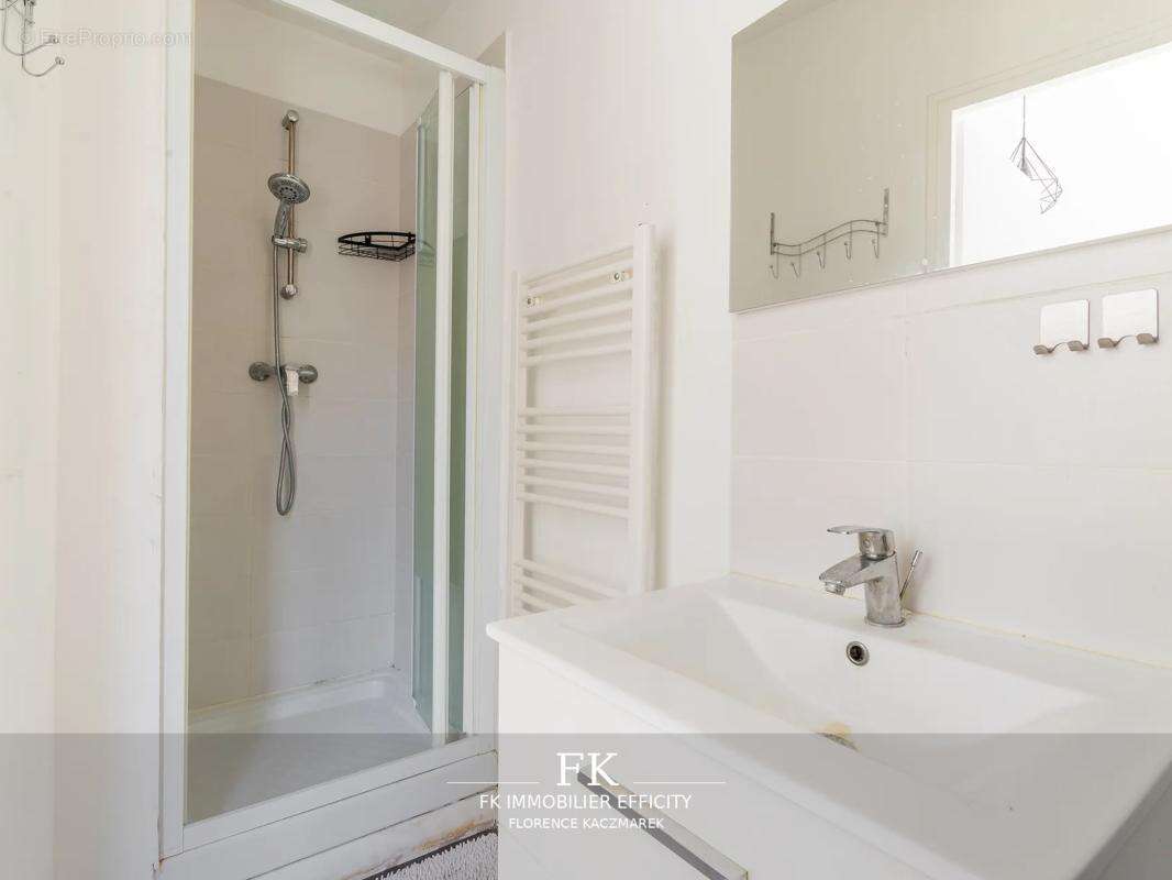 Maison 125 m² à Roubaix  - photo 8