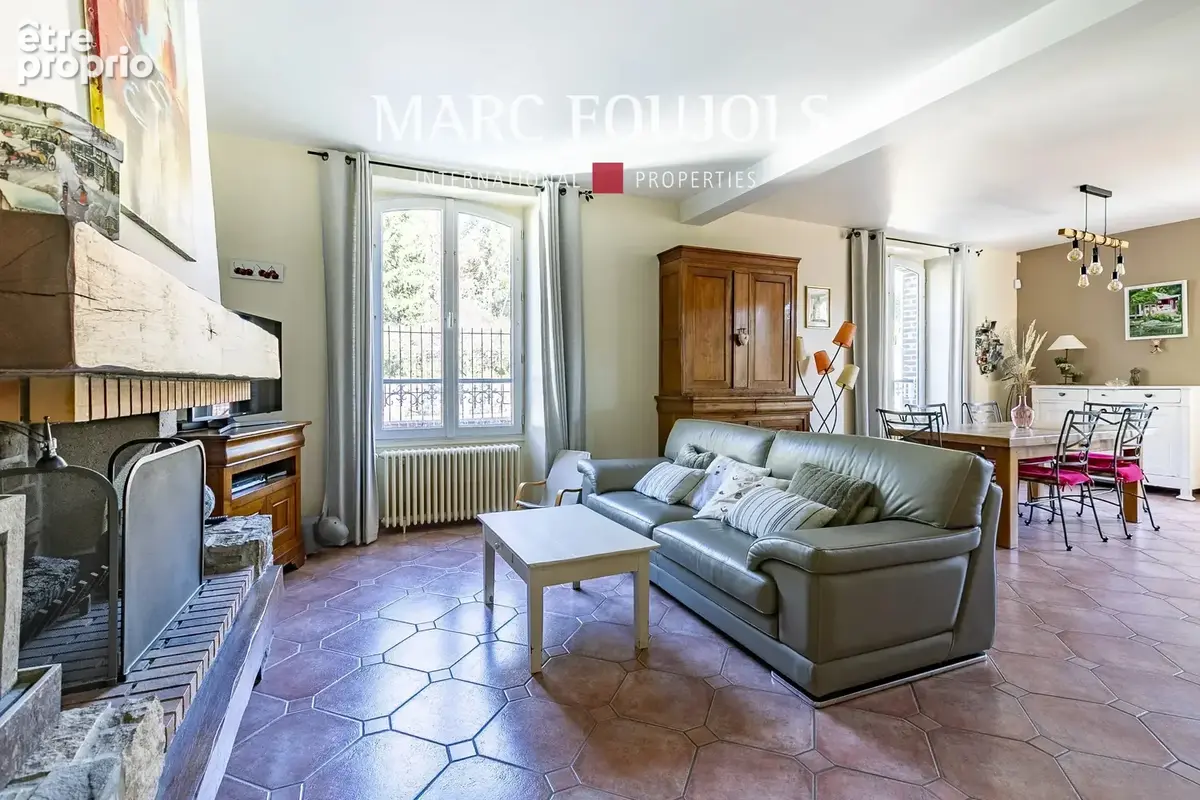 Proche Senlis - Maison en Pierre avec terrasse et jardinet - photo 4