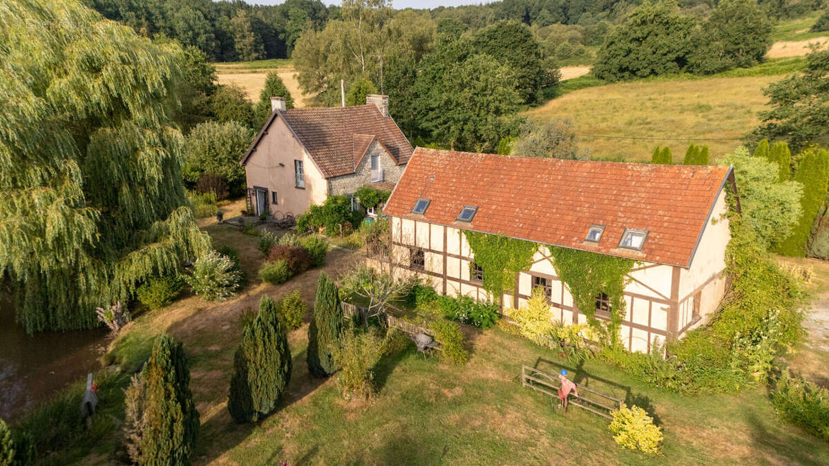 MANCHE : Maison de 3 chambres, gîte, lac et terrain dans un magnifique cadre champêtre. - photo 3