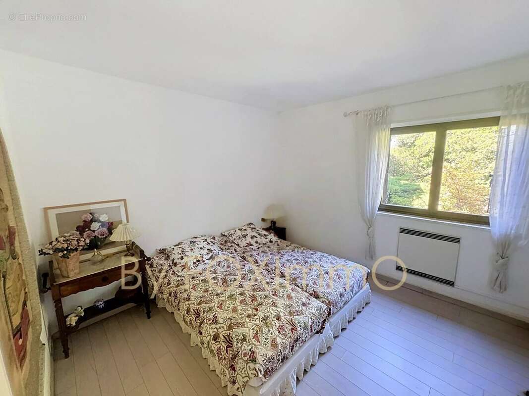 Maison à MOUGINS