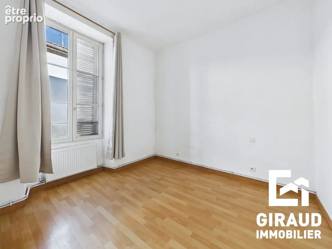 Appartement 120 m² à vendre à Fontenay-Le-Comte (85200) - photo 5
