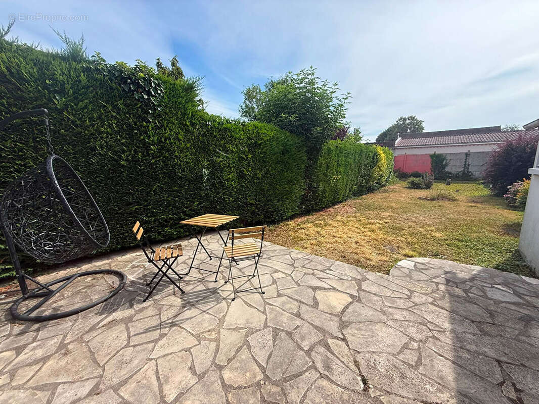 BETHUNE - Maison individuelle en plain pied de 60m², jardin - photo 2