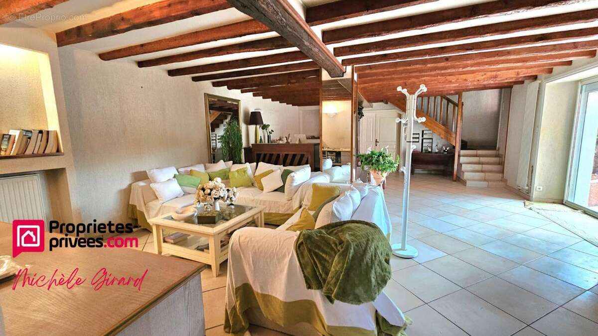 Maison à SAINT-VINCENT-DE-BOISSET