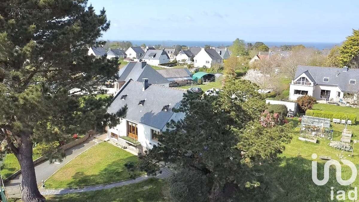 Photo 1 - Maison à TRELEVERN