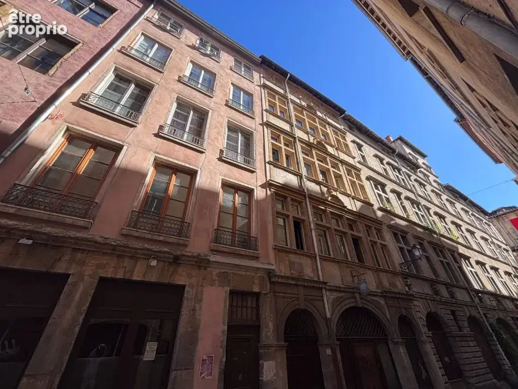 Lyon 5 rue juiverie t1 de caractère au cœur du vieux lyon - photo 6