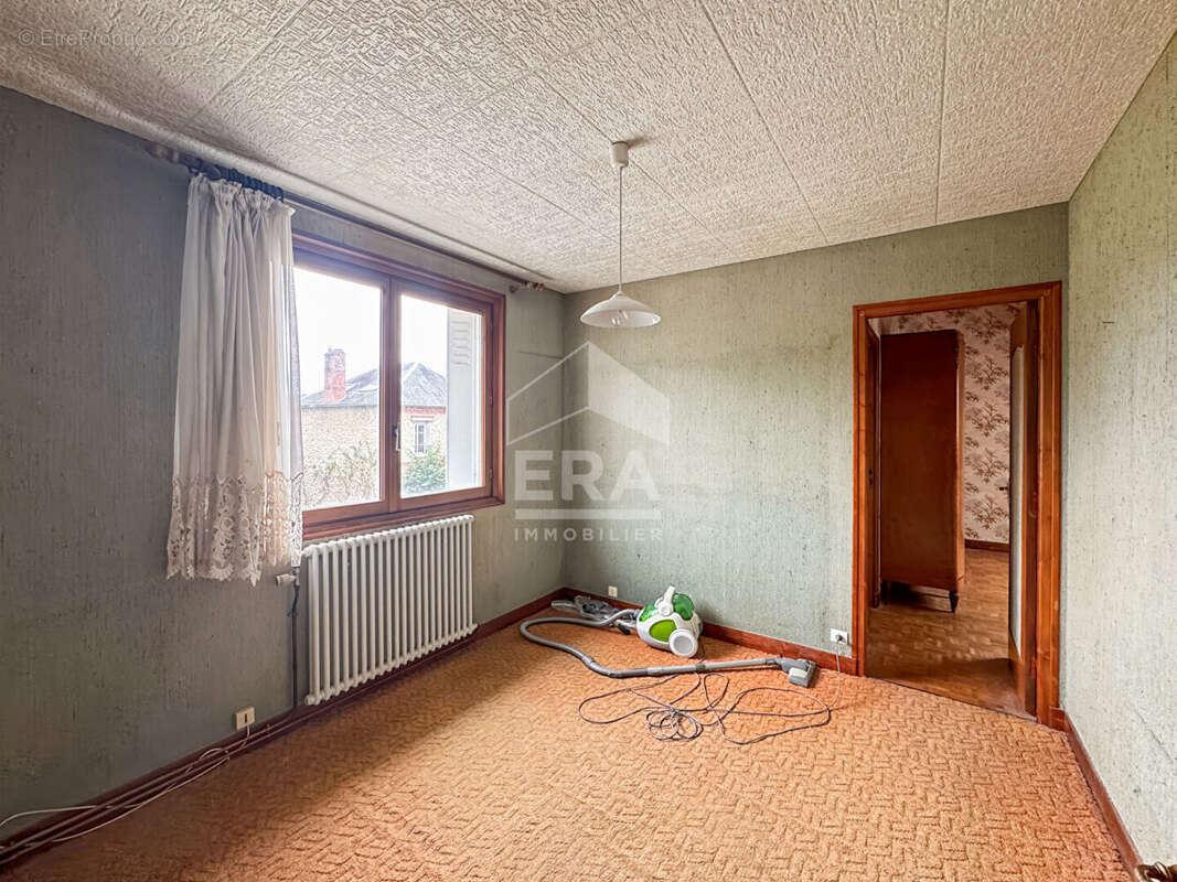 Maison à SAINT-HILAIRE