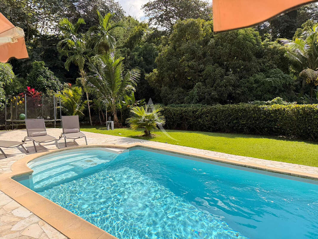 Maison à FORT-DE-FRANCE