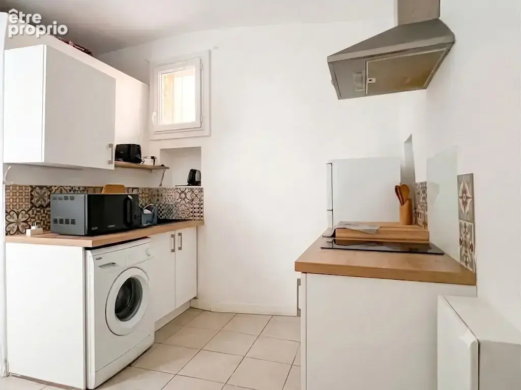 Aix en Provence, Centre ville Historique, Appartement T1 de 28m2 + mezzanine dans un immeuble Bourgeois Palais - photo 4