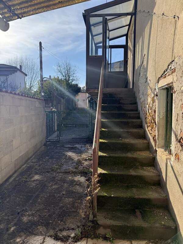 Maison à BELLEVILLE