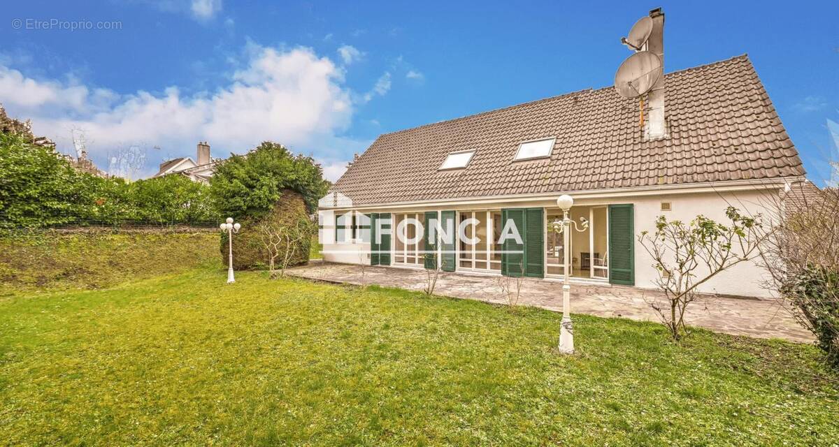 Maison à VERNOUILLET