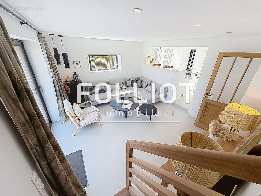 Maison à AGON-COUTAINVILLE