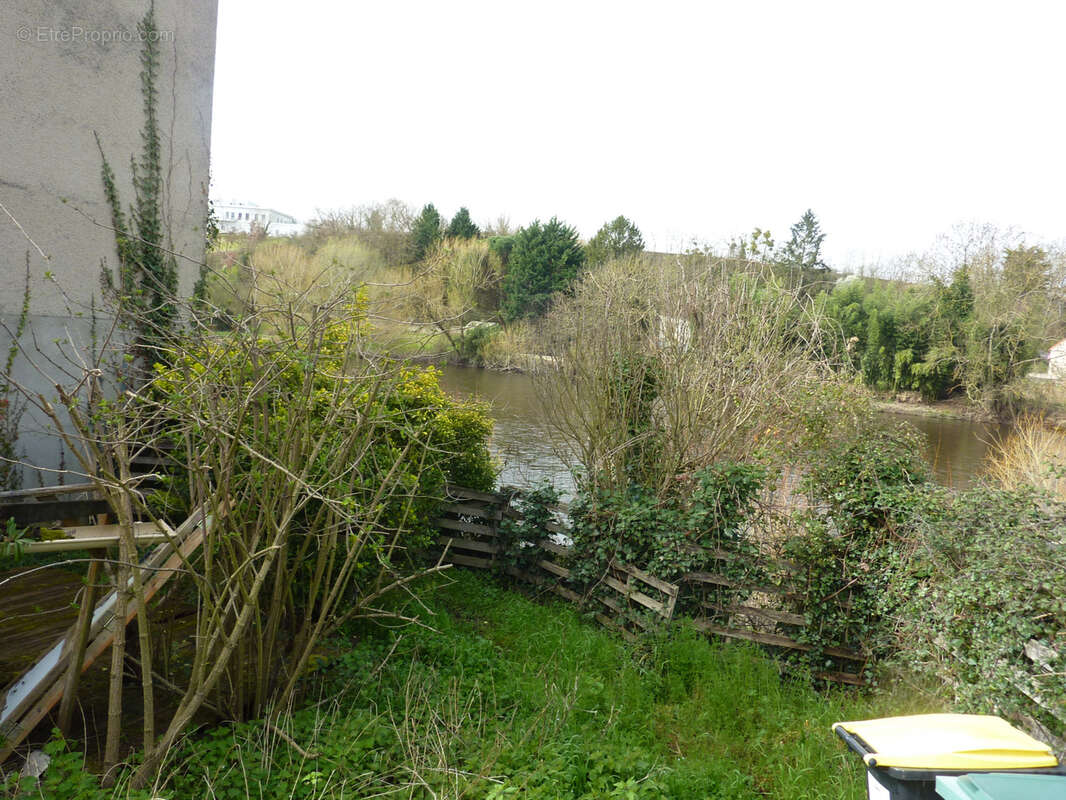 Maison à MONTMORILLON