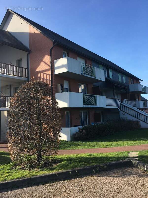 Appartement 62 m² à La Riviere-Saint-Sauveur  - photo 8