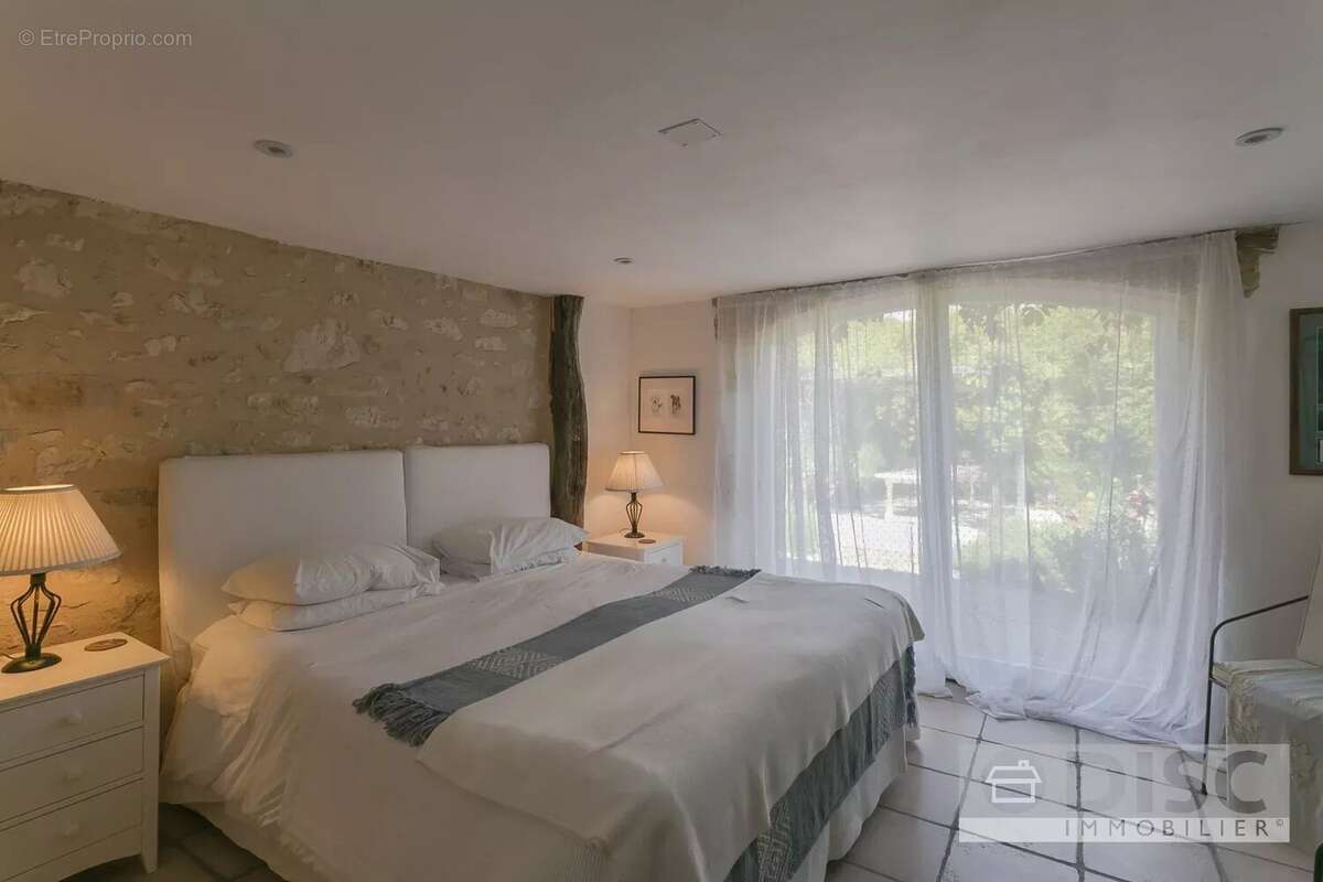 Maison à LES CABANNES