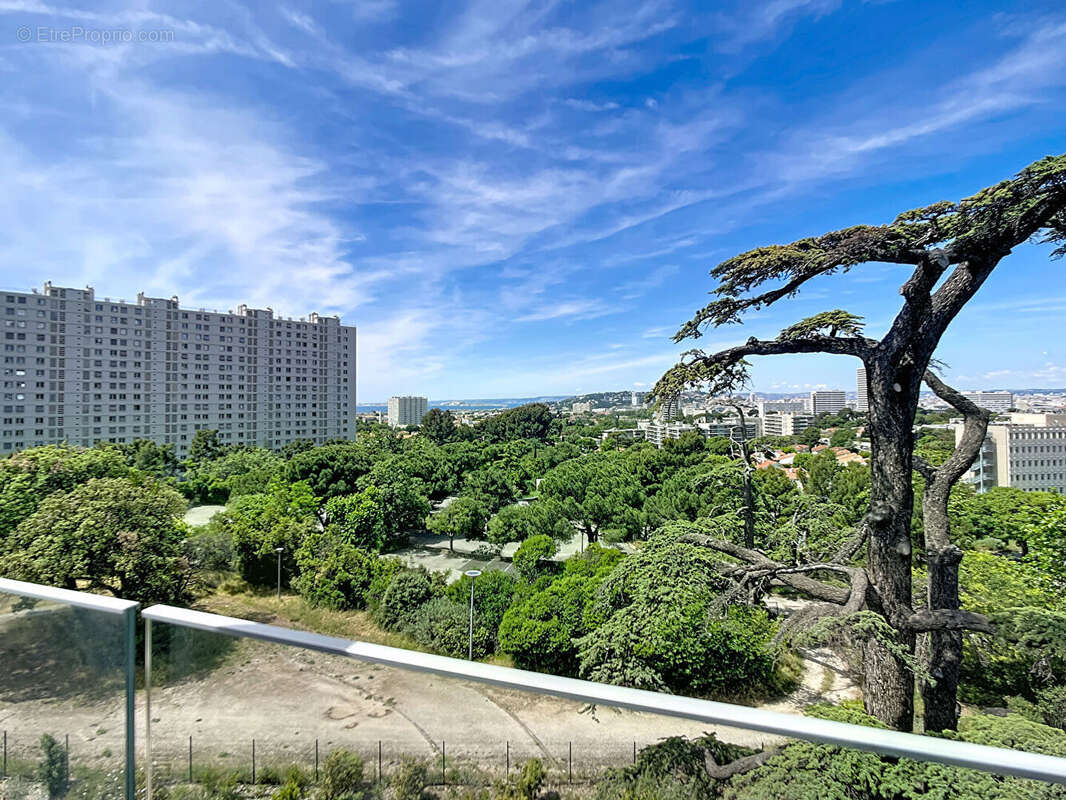 Appartement à MARSEILLE-9E