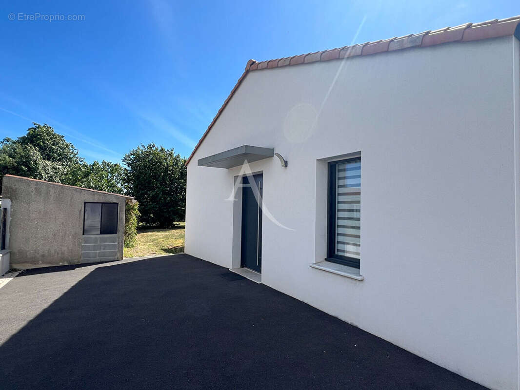 Maison à ANGLES