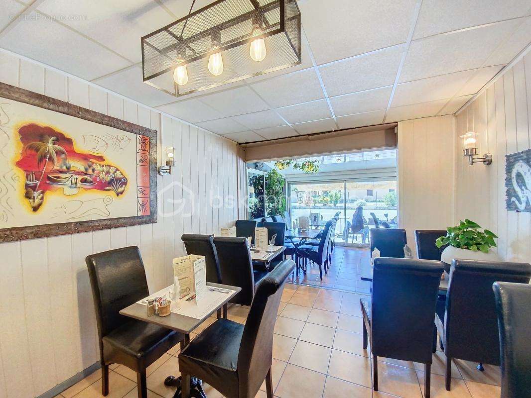 Commerce à LE GRAU-DU-ROI