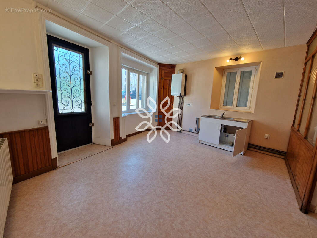 Appartement à PAULHAGUET