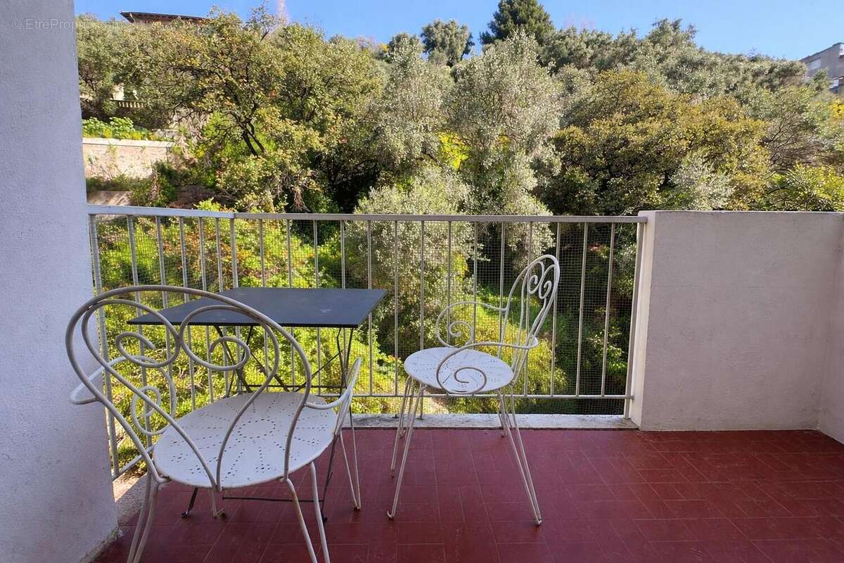   - Appartement à NICE