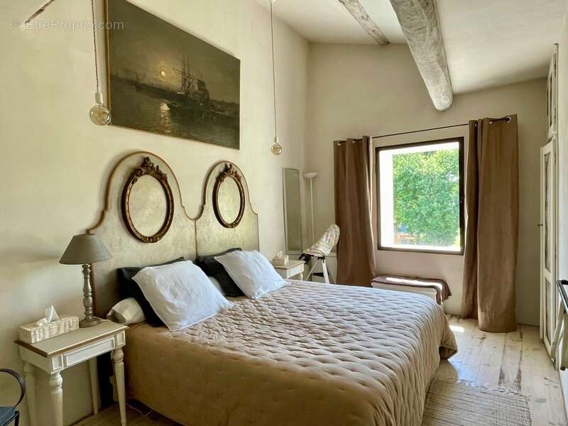 Maison à ROUSSILLON