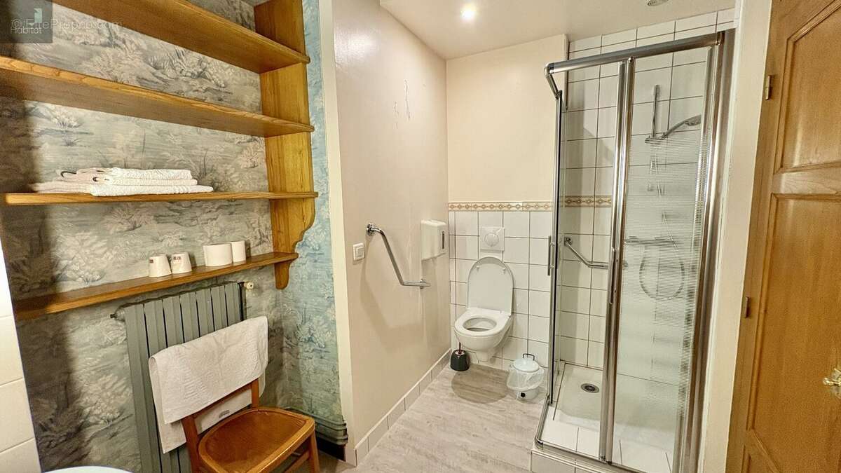 Maison à usage de chambres d'hôtes - photo 11