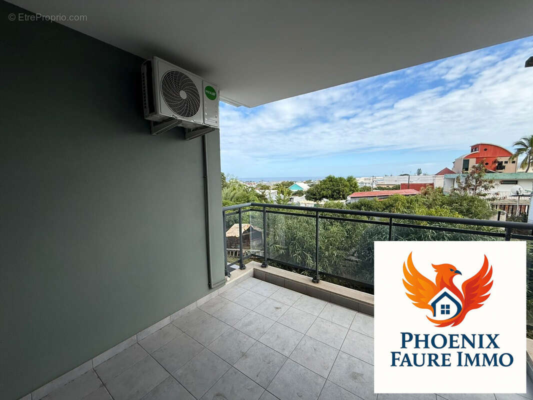 Appartement 61 m² à Saint-Pierre  - photo 2