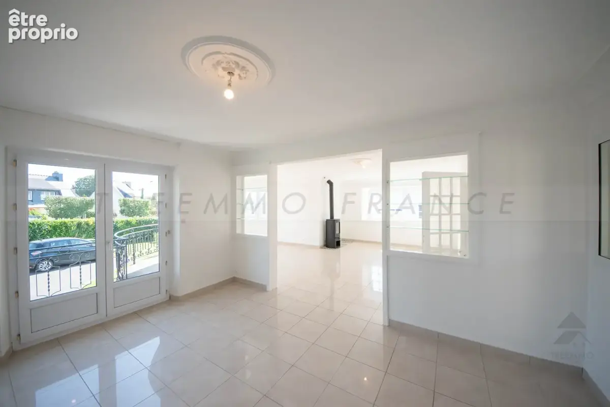 A vendre - landerneau - maison de 220 m2 - 7 chambres - terrain de 1028 m2 - 399900€ - photo 8