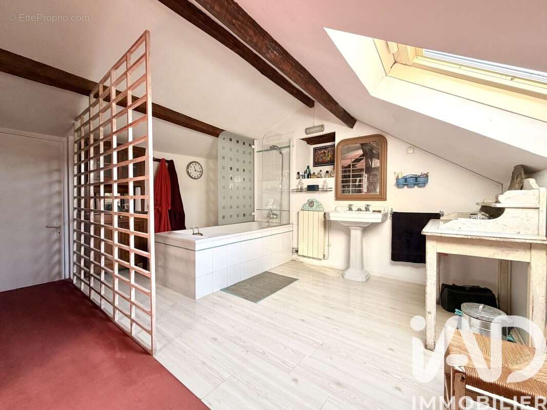 Photo 8 - Maison à LE PLESSIS-ROBINSON