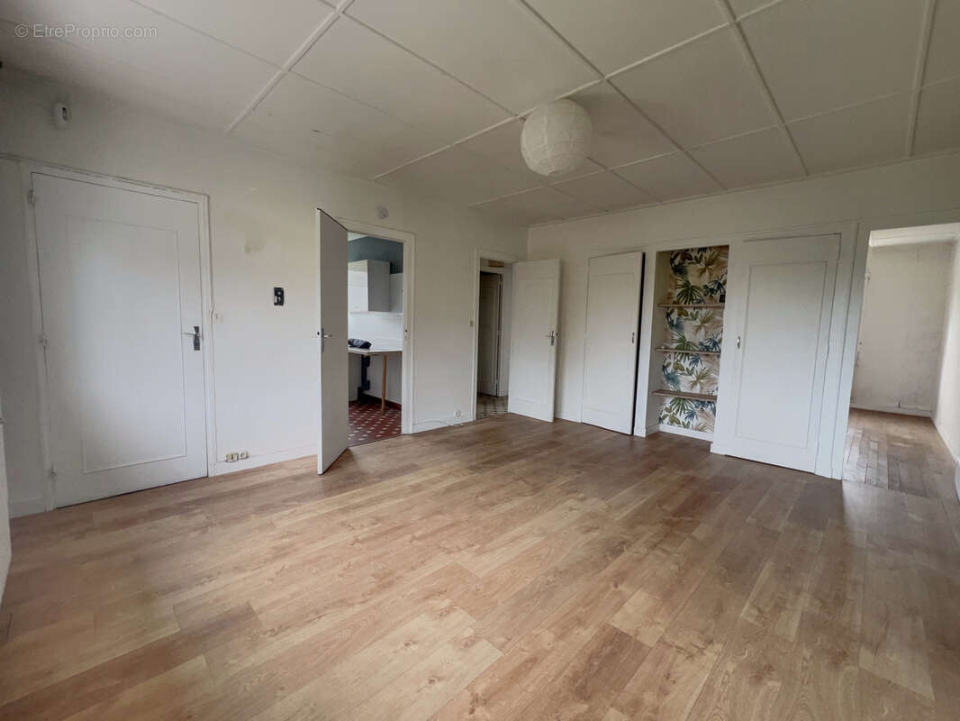 Maison à VILLENAVE-D&#039;ORNON