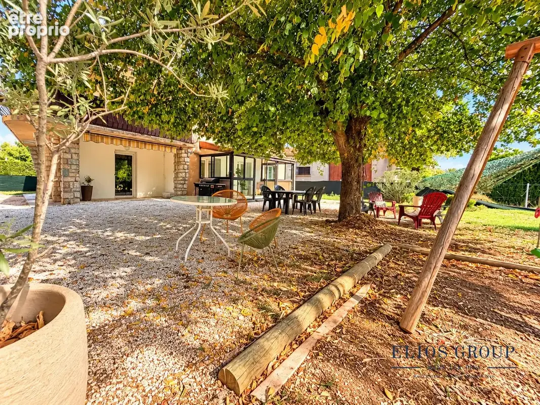 Photo Maison à Tourves au prix de 555 000€
