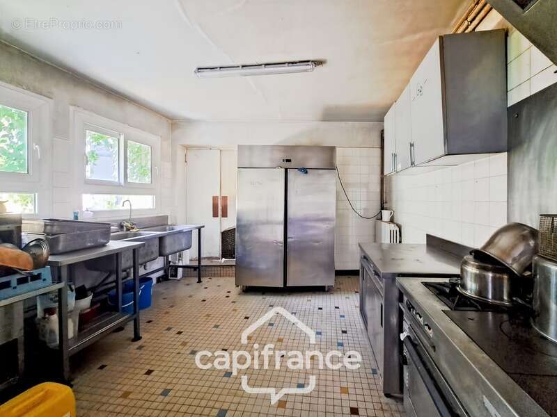 Ancien bar-restaurant avec logement – Fort potentiel au cœur de Châteaumeillant - photo 44