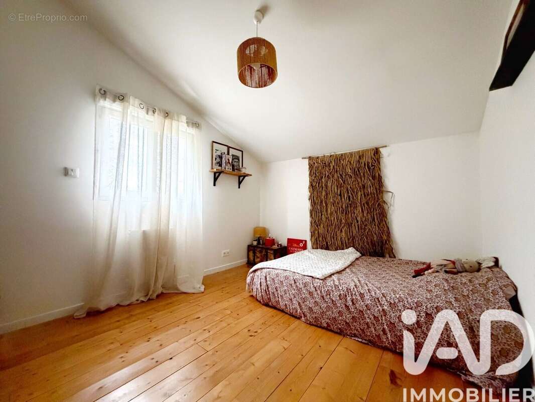 Photo 9 - Maison à MENESPLET