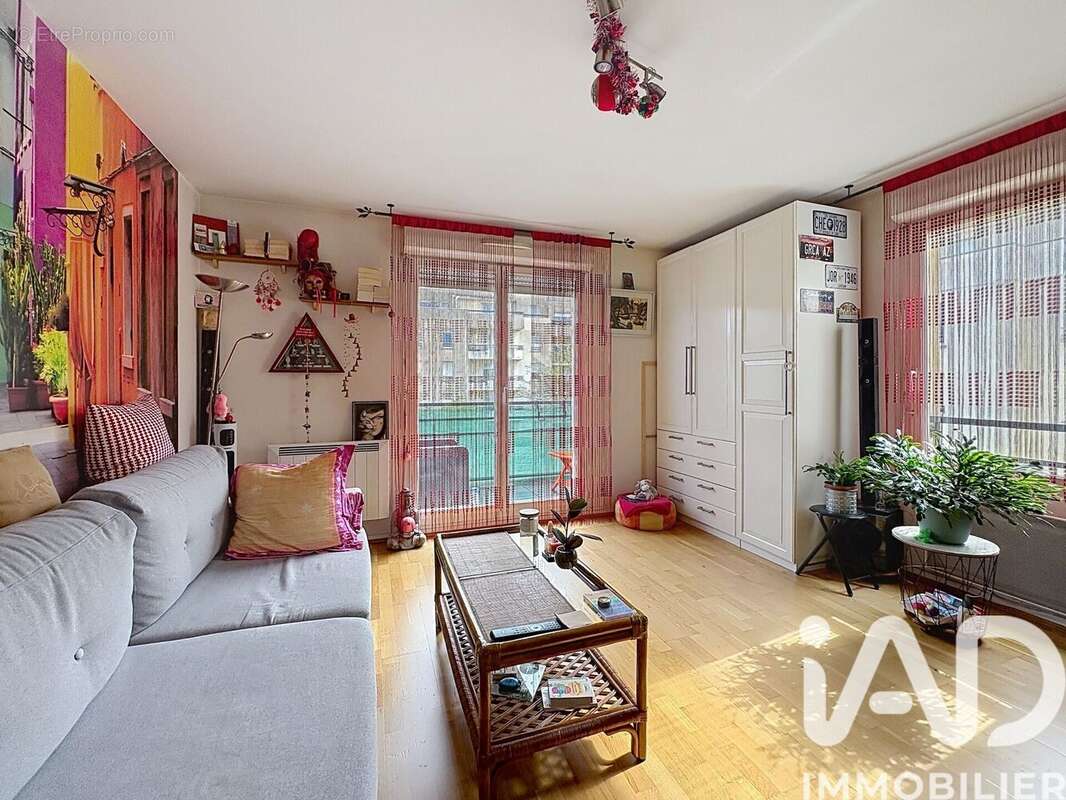 Photo 2 - Appartement à NANTERRE