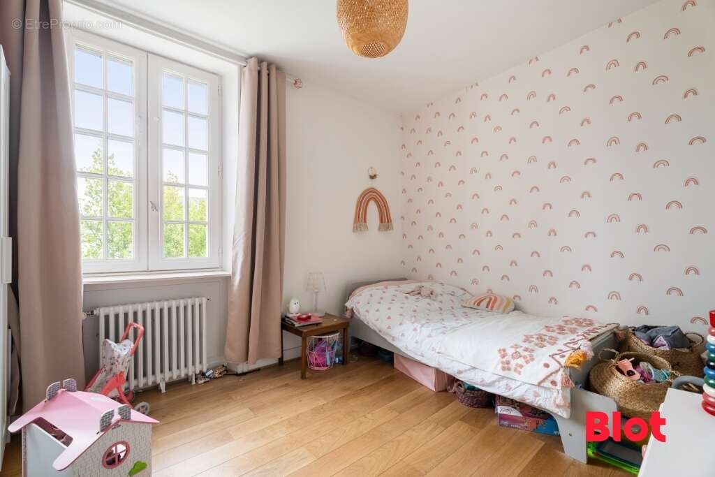 Maison à SAINT-JOUAN-DES-GUERETS