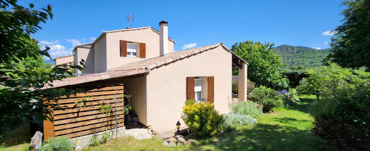 Maison à MALLEMOISSON