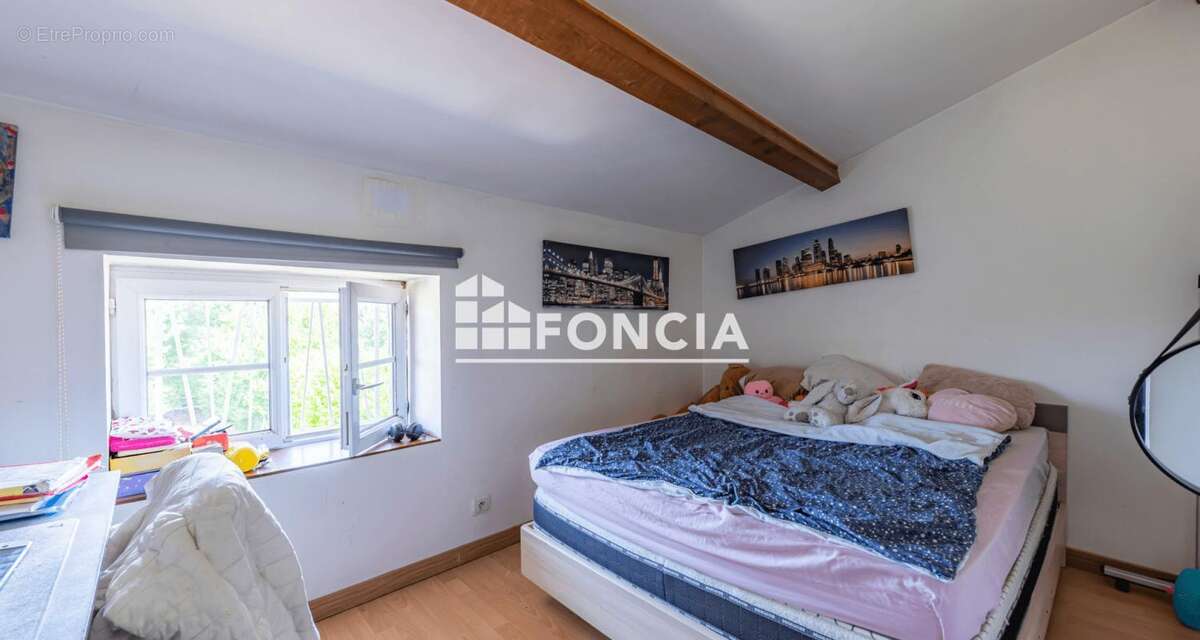 Maison à SAINT-ROMAIN-DE-SURIEU