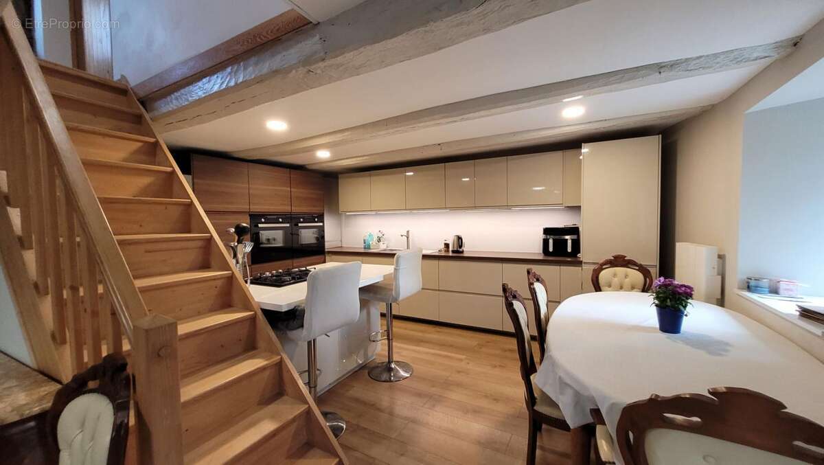 Maison à KERGRIST-MOELOU